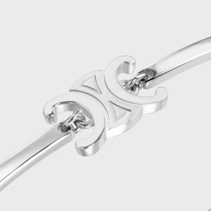 Triomphe ledat armband i mässing med rodiumfinish