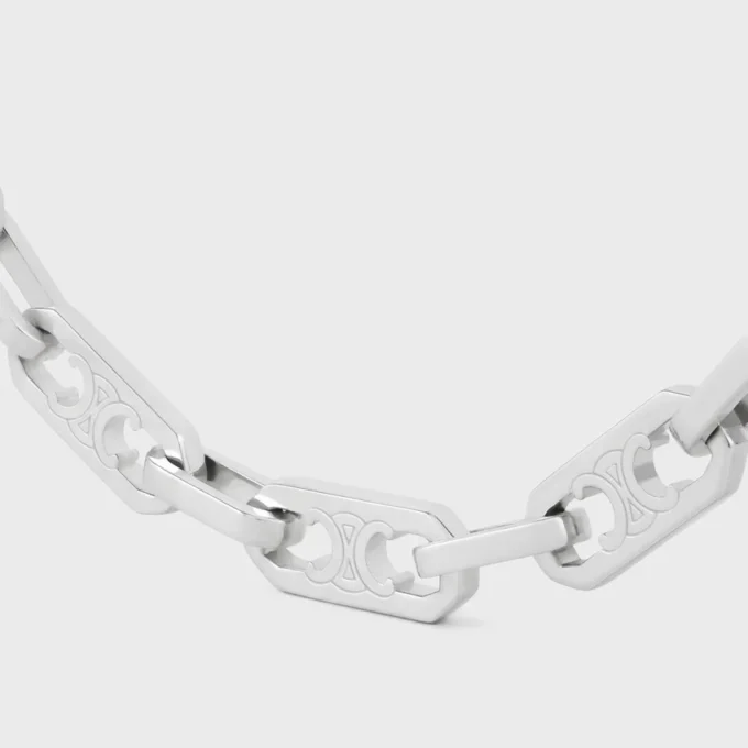 Triomphe Small Octagon-halsband i mässing med rodiumfinish Triomphe Small Octagon-halsband i mässing med rodiumfinish