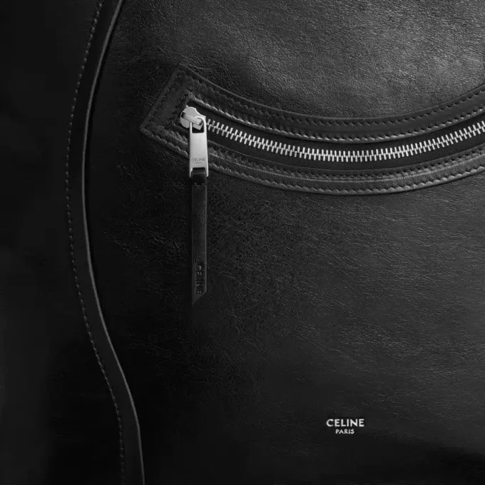 Vertical Cabas Luggage i glansigt kalvskinn Vertical Cabas Luggage i glansigt kalvskinn