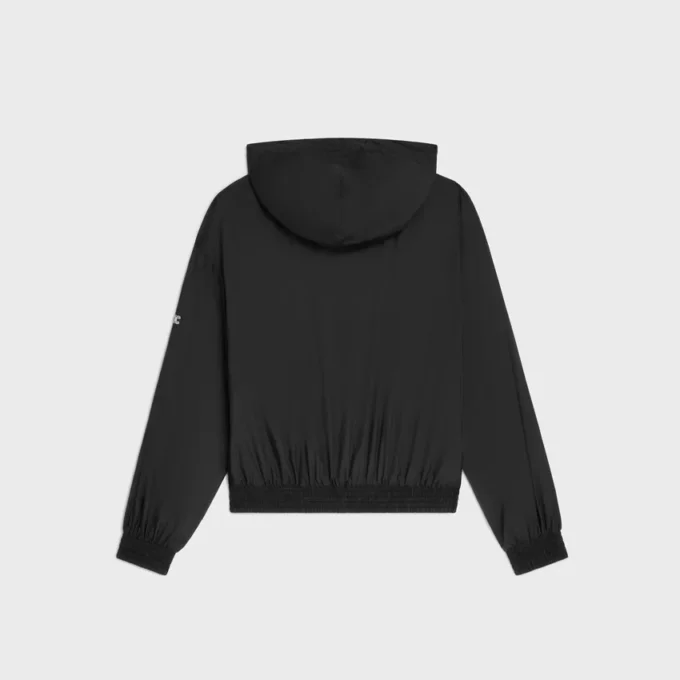 Vindjacka i lätt nylon Vindjacka i lätt nylon
